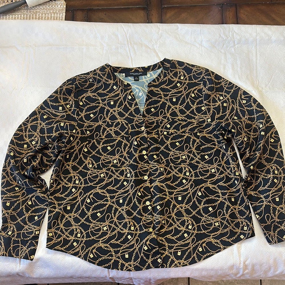Chic Black and Gold Chain Print Blouse